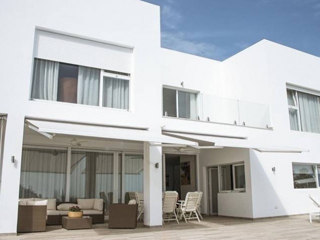 Villa avec 4 Chambres  à La Quinta