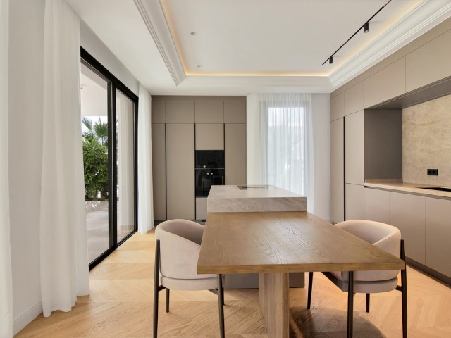 Villa avec 6 Chambres  à The Golden Mile