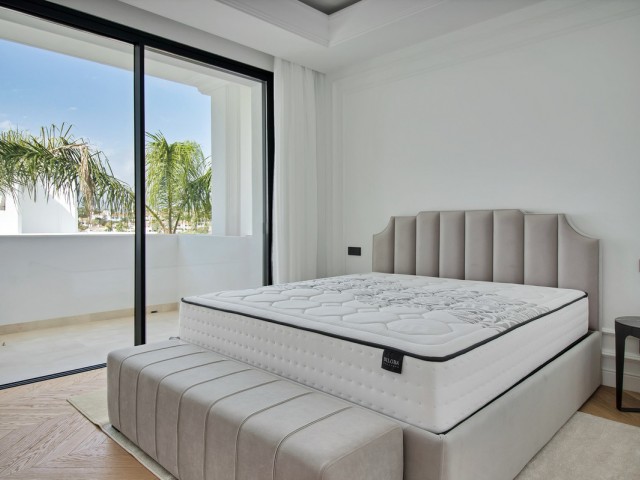 Villa avec 6 Chambres  à The Golden Mile