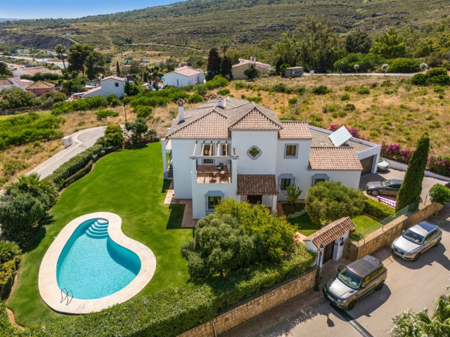 5 Bedrooms Villa in Sotogrande