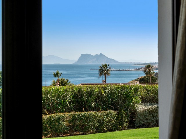 5 Bedrooms Villa in Sotogrande