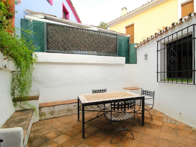 Maison mitoyenne, Guadalmina Baja, R5133313