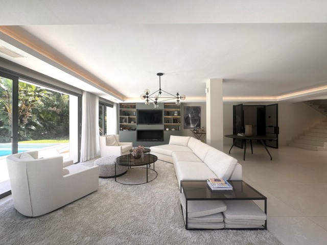 4 Sovrums Villa i Las Brisas