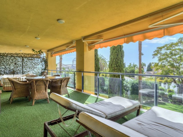 2 Slaapkamer Appartement in Bahía de Marbella