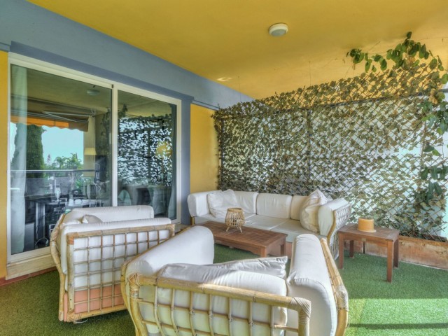 2 Schlafzimmer Apartment in Bahía de Marbella