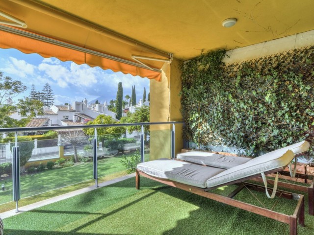 2 Schlafzimmer Apartment in Bahía de Marbella