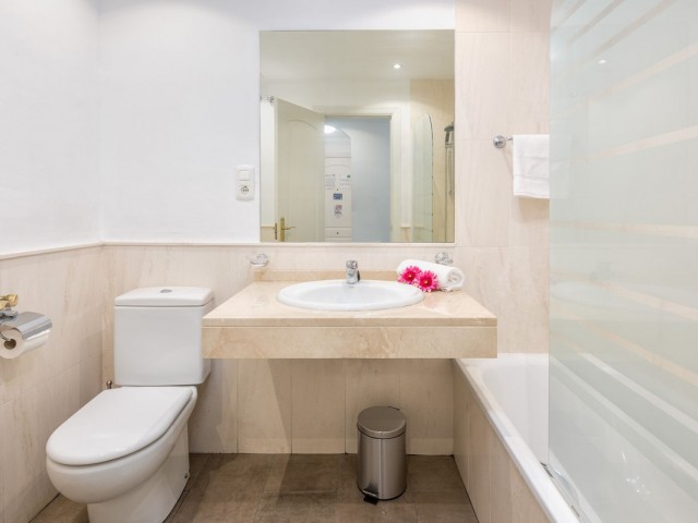 2 Makuuhuoneen Huoneisto Calahonda