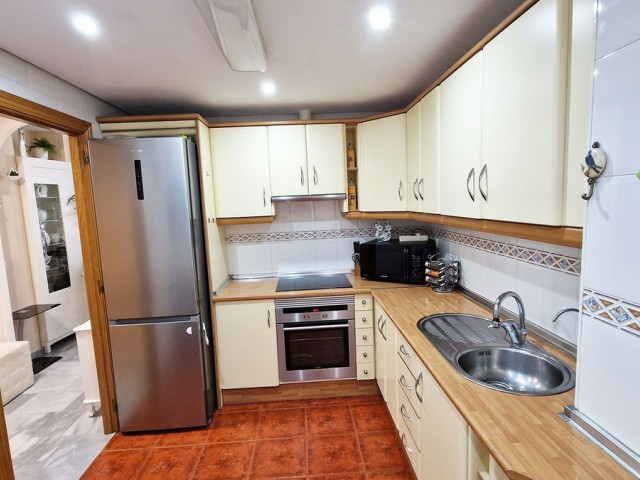 Apartamento con 2 Dormitorios  en Benalmadena