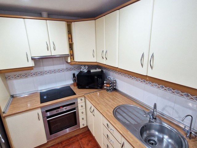 Apartamento con 2 Dormitorios  en Benalmadena