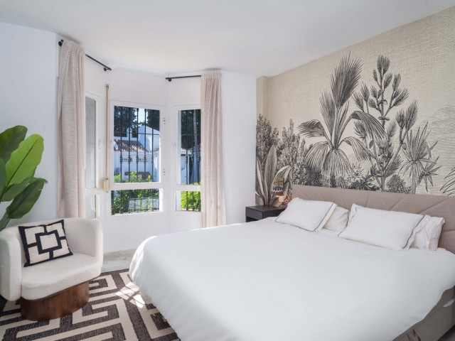 3 Bedrooms Apartment in Puerto Banús