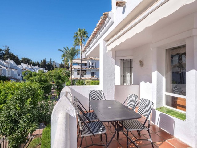 3 Bedrooms Apartment in Puerto Banús
