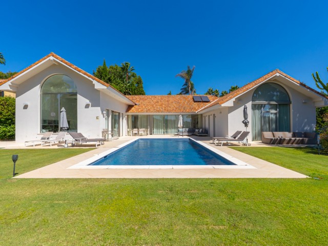 5 Slaapkamer Villa in San Roque Club
