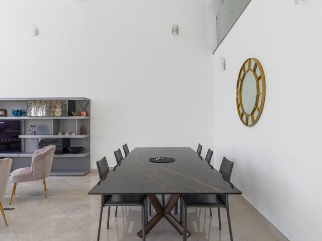 5 Slaapkamer Villa in San Roque Club