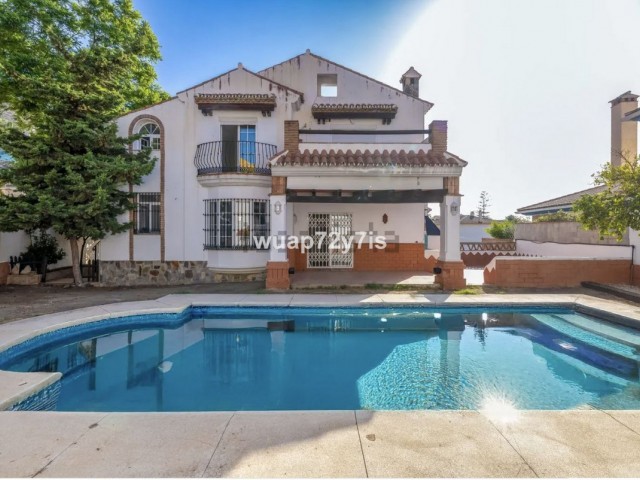 5 Schlafzimmer Villa in Benalmadena