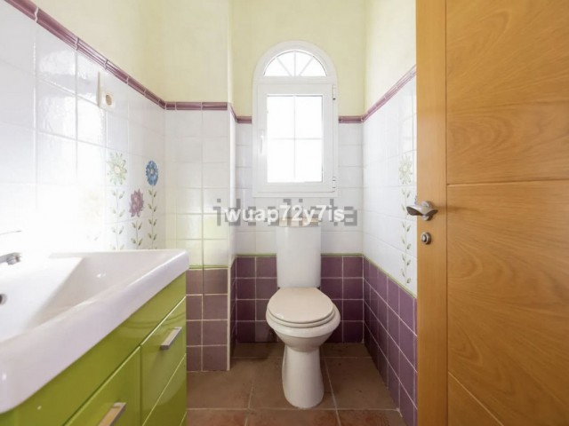 5 Bedrooms Villa in Benalmadena