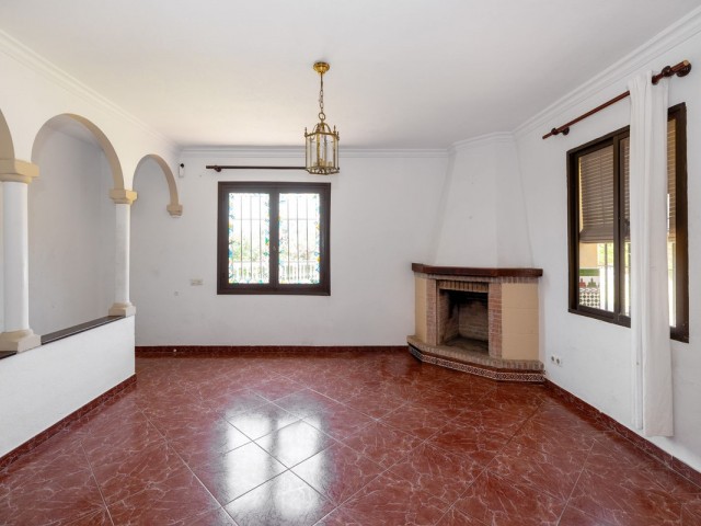 3 Sovrums Villa i Estepona