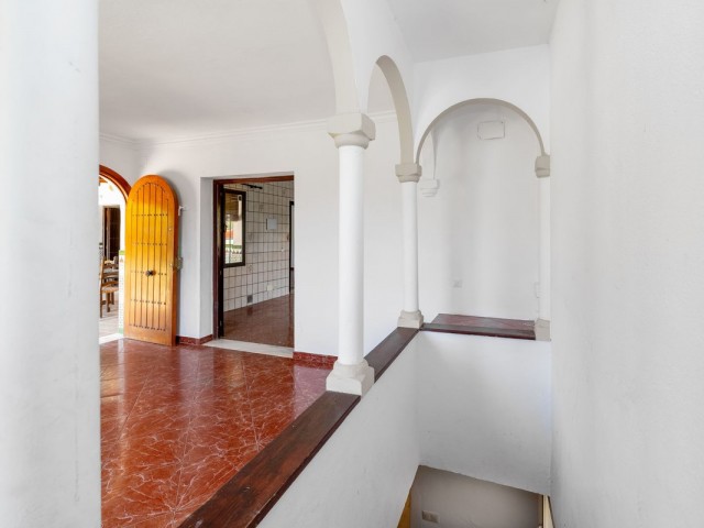 3 Sovrums Villa i Estepona