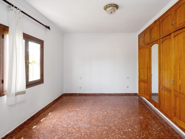 3 Sovrums Villa i Estepona