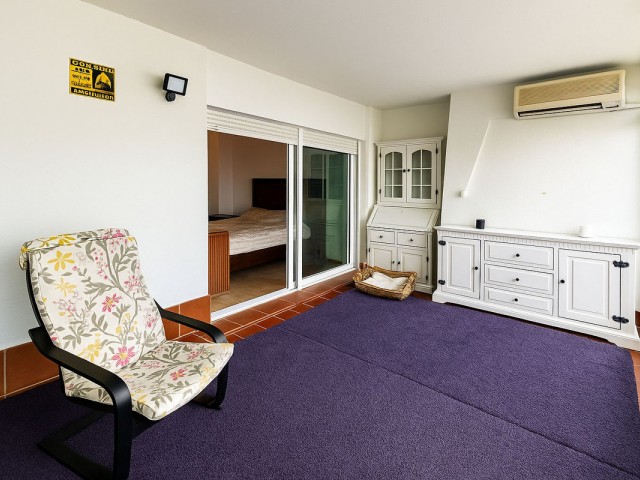 Apartamento con 3 Dormitorios  en Guadalmina Alta