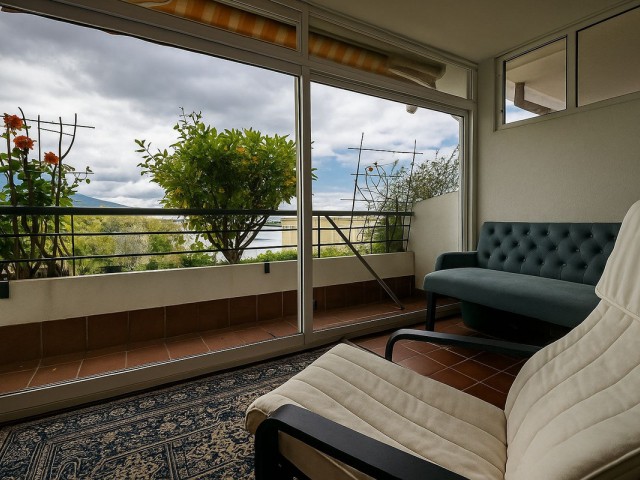 Apartamento con 3 Dormitorios  en Guadalmina Alta