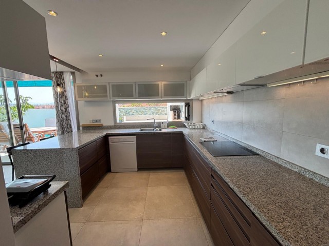 4 Bedrooms Villa in Fuengirola