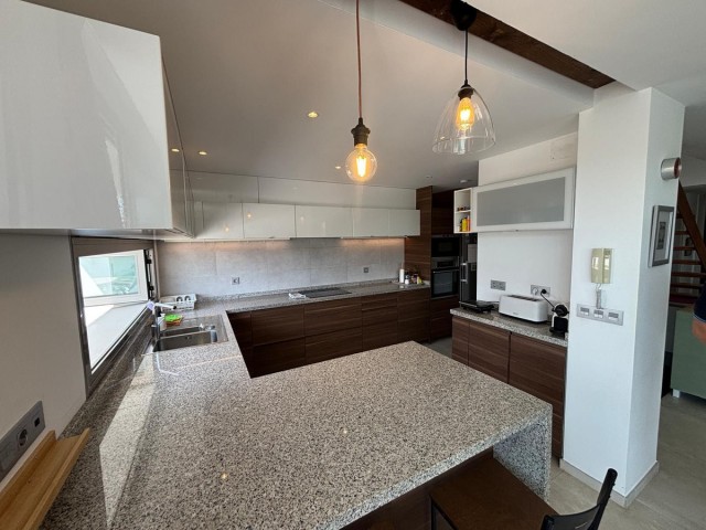 4 Bedrooms Villa in Fuengirola