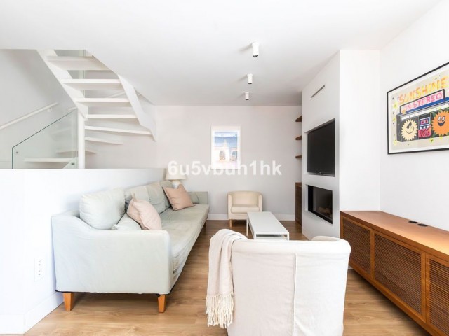 Villa avec 4 Chambres  à Málaga