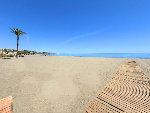 Adosado con 3 Dormitorios  en Casares Playa