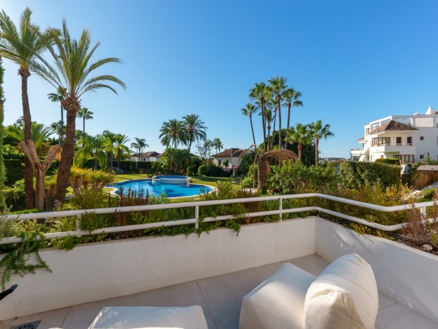 4 Slaapkamer Appartement in Nueva Andalucía