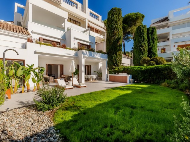 4 Slaapkamer Appartement in Nueva Andalucía