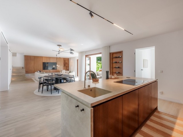 4 Slaapkamer Appartement in Nueva Andalucía