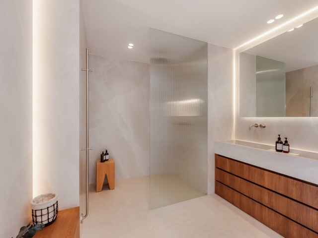 4 Slaapkamer Appartement in Nueva Andalucía