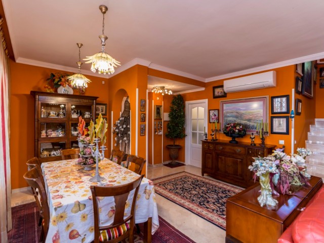 3 Soveroms Leilighet i Elviria