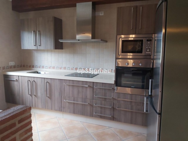 5 Sovrums Villa i Estepona