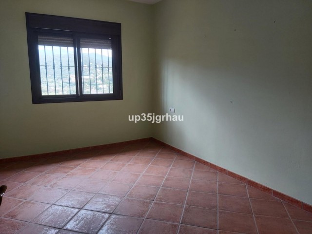 5 Sovrums Villa i Estepona