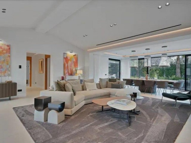 5 Bedrooms Villa in Puerto Banús