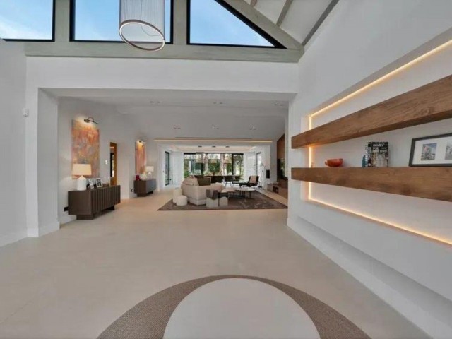 5 Bedrooms Villa in Puerto Banús