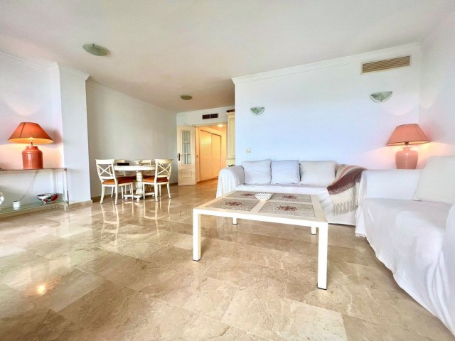 3 Bedrooms Apartment in Puerto Banús