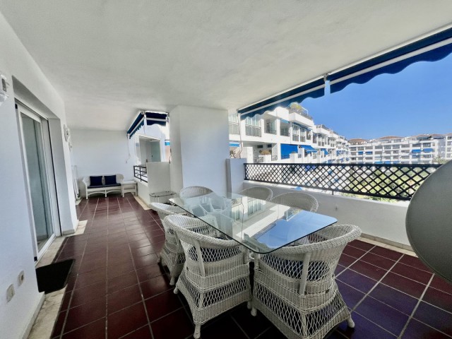 3 Bedrooms Apartment in Puerto Banús