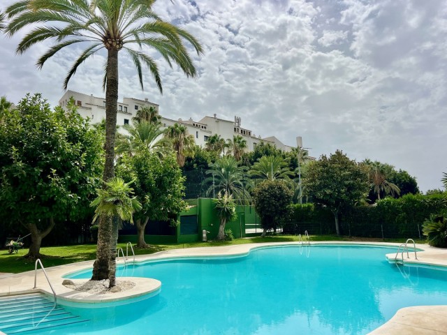 3 Bedrooms Apartment in Puerto Banús