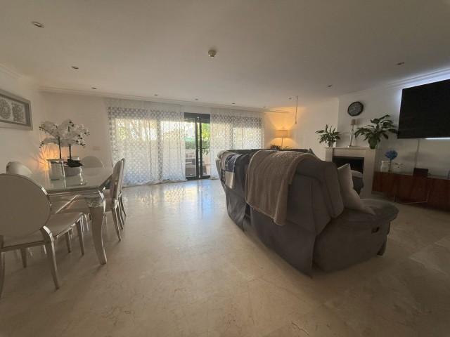 4 Soveroms Rekkehus i Atalaya