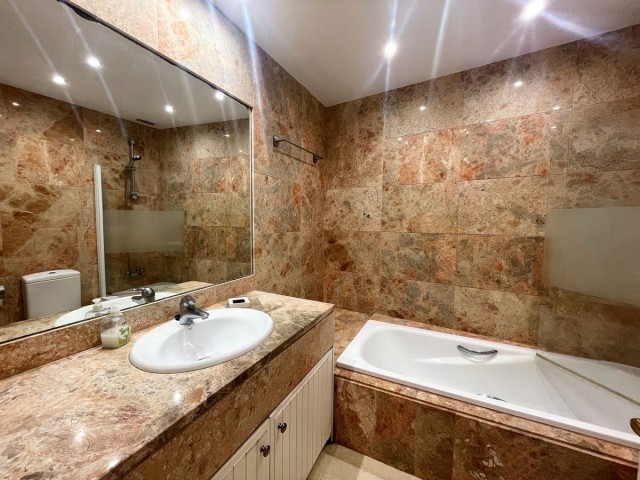 4 Soveroms Rekkehus i Atalaya