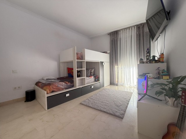 4 Soveroms Rekkehus i Atalaya