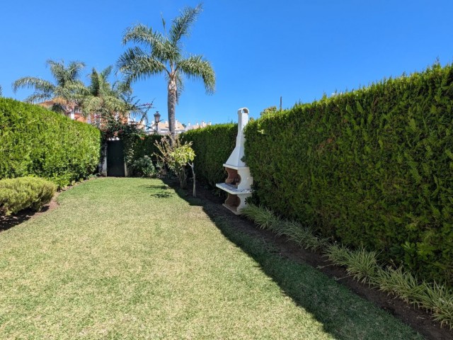 4 Bedrooms Villa in San Pedro de Alcántara