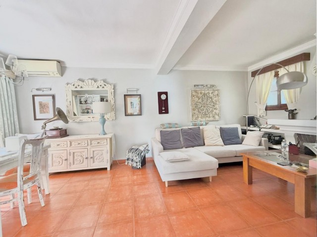 2 Makuuhuoneen Rivitalo Fuengirola