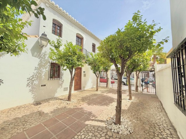 2 Makuuhuoneen Rivitalo Fuengirola