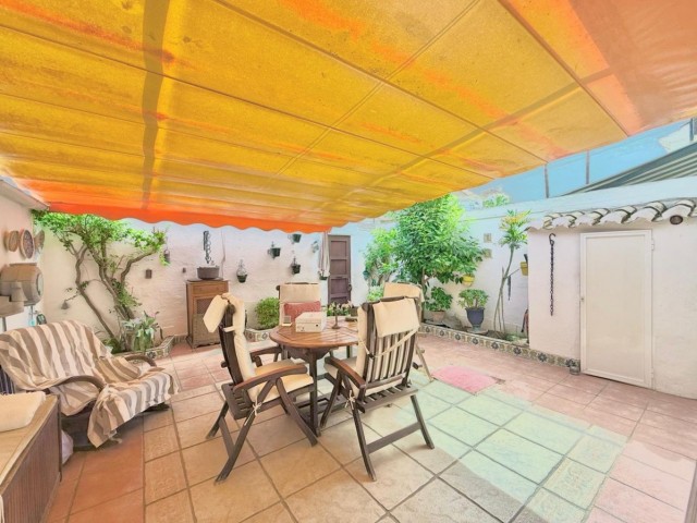 2 Makuuhuoneen Rivitalo Fuengirola