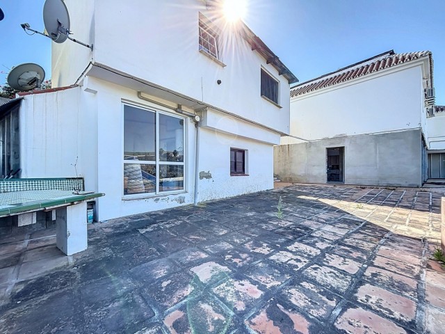 5 Schlafzimmer Villa in Almayate