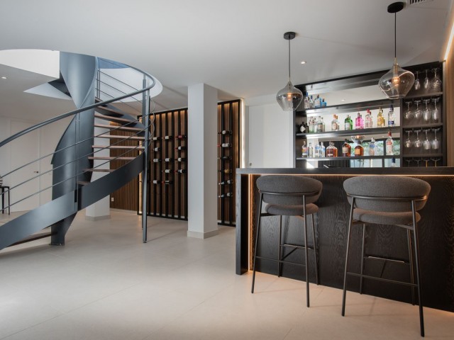 6 Sovrums Villa i Estepona