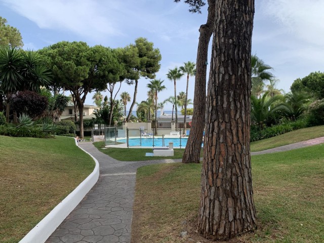 2 Bedrooms Apartment in Puerto Banús